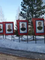 Памятник воинам-землякам, погибшим в годы В.О.В. в г. Мантурово Костромской области, Россия, Костромская область, Мантурово