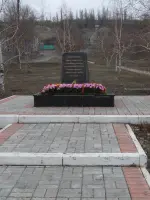 Памятник погибшим в Великую Отечественную Войну на улице Маркина г. Саратова, улица Маркина