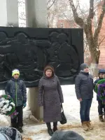Памятник рабочим ПМЗ им. Калинина на Большой Серпуховской г. Подольска, Московской области, Большая Серпуховская улица