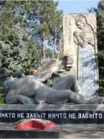 Мемориал павшим воинам, Россия, Краснодарский край, Гулькевичский район, поселок городского типа Гирей