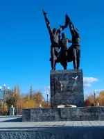 Памятник воинам Великой Отечественной войны на улице Ленина в Мелеузе, Россия, Республика Башкортостан, Мелеуз