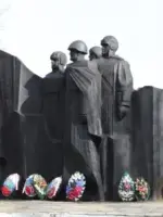 Памятник погибшим воинам односельчанам, Россия, Воронежская область, Калачеевский район, село Новая Криуша