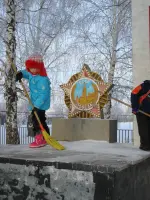 Памятник воинам-землякам, погибшим на фронтах Великой Отечественной войны 1941−1945 гг., Россия, Ульяновская область, Чердаклинский район, поселок Колхозный