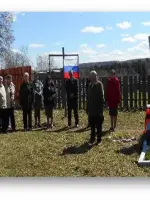 Памятник павшим в годы войны жителям Чекменёвского поселения, Россия, Пермский край, Нытвенский район, село Чекмени