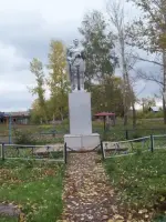 Памятник погибшим воинам, Россия, Оренбургская область, Саракташский район, село Гавриловка