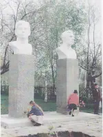Памятники Героям Советского Союза, Россия, Самарская область, Ставропольский район, село Верхние Белозерки