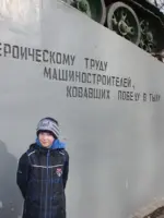 Памятник "Кировчане - фронту", Октябрьский проспект