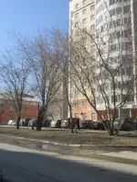 Мемориальная доска И.Д. Черняховскому в г.Екатеринбурге, Россия, Свердловская область, Екатеринбург, микрорайон Химмаш, улица Черняховского, 43
