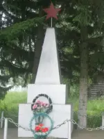 Памятник односельчанам, Россия, Кемеровская область, Яйский район, деревня Тихеевка