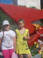 Памятник Мише Никулину, Донецкая улица