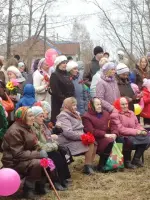 Памятник воинам погибшим во время ВОВ, Россия, Архангельская область, Верхнетоемский район, поселок Авнюгский