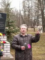 Памятник Герою Советского Союза Квашнину Александру Петровичу., Россия, Архангельская область, Красноборский район, деревня Черевково