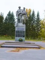 Монумент воинам Чернореченского цементного завода, погибшим в годы Великой Отечественной войны 1941 – 1945 г.г, Коммунистическая улица