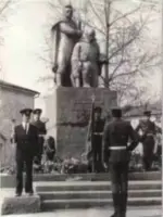 Мемориал воинам–искитимцам, погибшим в годы Великой Отечественной войны 1941-1945 гг., Комсомольская улица