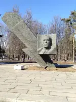 Памятник генералу Карбышеву, бульвар Генерала Карбышева