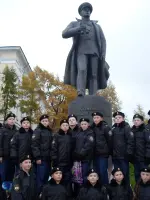 Памятник адмиралу Н.Г. Кузнецову в Архангельске, Садовая улица