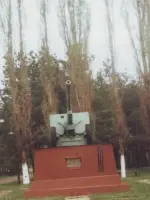 Памятник артиллеристам 153 гвардейского ордена Кутузова артполка, Россия, Белгородская область, Валуйский район, поселок городского типа Уразово