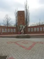 Мемориал погибшим хуторянам в хуторе Братском Усть-Лабинского района Краснодарского края, Россия, Краснодарский край, Усть-Лабинский район, хутор Братский