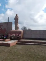 Братская могила № 239, Памятник «Воину-Победителю», Мемориал «Родина-Мать», Россия, Воронежская область, Петропавловский район, село Старая Меловая