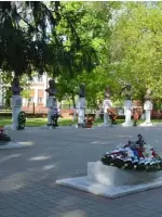 Аллея Героев Советского Союза, улица Парижской Коммуны