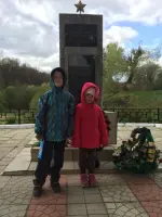 Памятник жителям, погибшим в Великой Отечественной войне в деревне Студенцы, Россия, Москва, деревня Студенцы