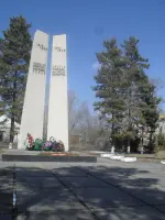 Памятник - обелиск землякам михайловцам, Россия, Амурская область, Михайловский район, село Поярково
