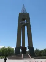 Памятник блокадникам Ленинграда, Киргизия, Бишкек