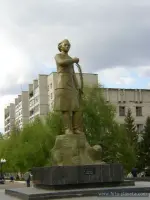 Памятник М. Маметовой, Казахстан, Западно-Казахстанская область, Уральск