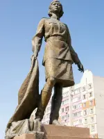 Памятник Алие Молдагуловой, Казахстан, Астана, улица Алии Молдагуловой