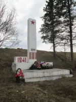 Памятник павшим воинам-работникам Темповских гидросооружений, Россия, Московская область, Талдомский район, село Темпы
