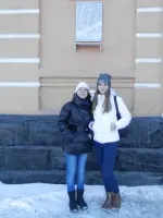 Мемориальная доска лётчику Еремееву П.В на здании ЗлатИК, Таганайская улица