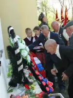 Мемориальный ансамбль-памятник, с. Августовка, Россия, Самарская область, Большечерниговский район, село Августовка