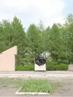Мемориал в Дубовой роще, Россия, Московская область, Коломна, район Щурово, Дачная улица