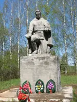 Памятник советскому солдату в Парке Победы, Россия, Кировская область, Фаленский район, село Полом