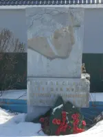 Памятник воинам погибшим в годы Великой отечественной войны, Россия, городской округ Киров, поселок Болезинщина