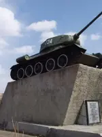 Памятник Танк Т-34, Партизанская улица