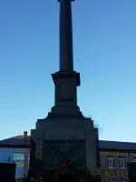 Стела в память о героях Великой Отечественной войны, Колхозная улица