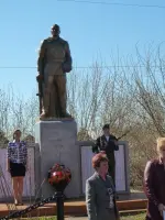 «Памятник воинам-землякам, погибшим в годы Великой Отечественной войны в 1941-1945 гг.», Россия, Кировская область, Советский район, село Колянур