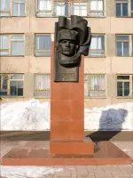 Стела герою Советского союза Игнату Хоменко, Ленинградская улица