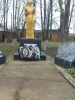 Мемориал войнам-землякам, Россия, Республика Адыгея, Шовгеновский район, хутор Чернышев