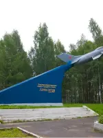 Монумент авиаторам в Старой Руссе, Россия, Новгородская область, Старая Русса