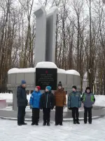 Памятный знак 13-й лыжной отдельной бригады 2й ударной армии Волховского фронта, Россия, Архангельская область, Северодвинск, улица Логинова