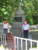 Памятник С.А. Карданову, улица Ленина