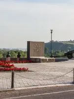 Памятник на Елабужской площади, Россия, Республика Татарстан, Елабуга