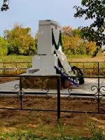 Братская могила воинов Сталинградской битвы - хутор Попов 2, Суровикинский район, Волгоградская область, Россия, Волгоградская область, Суровикинский район, поселок Попов 2-й