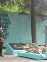 Мемориал и воинское захоронение, Россия, Московская область, Раменский район, поселок Удельная