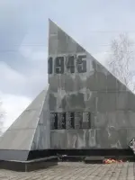 Свердловская обл. г. Нижний Тагил ул. Ульяновская ПАМЯТНИК ГОРНЯКАМ РУДНИКА ИМ. III ИНТЕРНАЦИОНАЛА, ПОГИБШИМ В ГОДЫ ВЕЛИКОЙ ОТЕЧЕСТВЕННОЙ, Россия, Свердловская область, Нижний Тагил