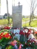 Памятник воинам, погибшим в годы Великой Отечественной войны, улица Октябрьская