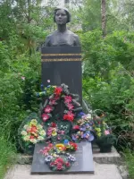 Памятник Герою Советского Союза М.В. Мелентьевой, п. Пряжа, Россия, Республика Карелия, Пряжинский район, поселок Пряжа, улица Марии Мелентьевой