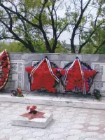Памятник погибшим воинам в годы Великой Отечественной войны в селе Сарафаново Сарафановского сельского поселения Чебаркульского района, Россия, Челябинская область, Чебаркульский район, деревня Сарафаново
